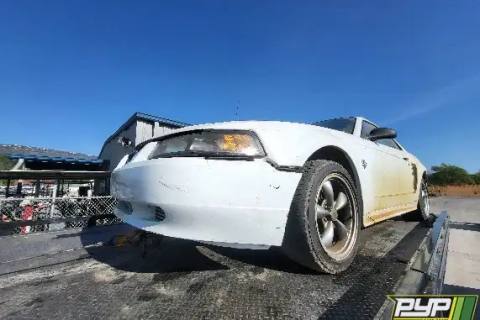 Photo of 1999 Ford Mustang