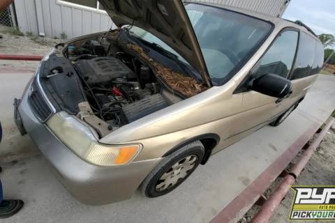 Photo of 2000 Honda Odyssey