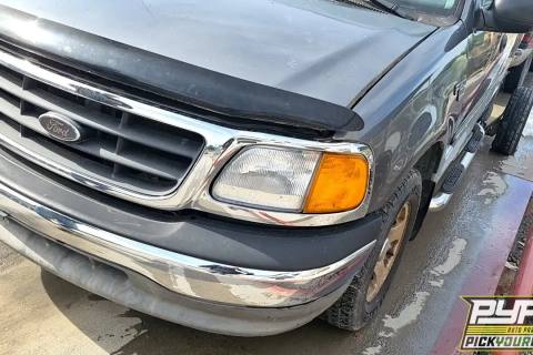 Photo of 2004 Ford F-150 Heritage