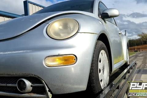 Photo of 2002 Volkswagen Beetle