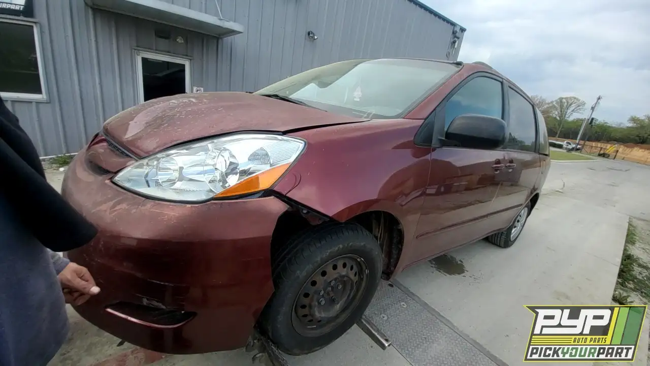 Photo of 2006 Toyota Sienna