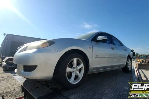 Photo of 2004 Mazda 3