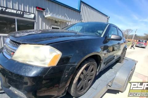 Photo of 2014 Dodge Avenger