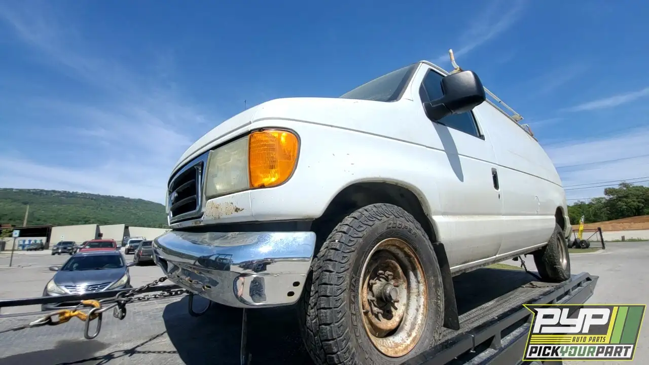 Photo of 2006 Ford E-350 Super Duty
