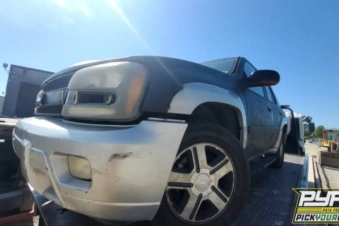 Photo of 2005 Chevrolet Trailblazer