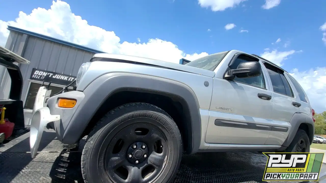 Photo of 2004 Jeep Liberty