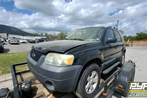 Photo of 2005 Ford Escape