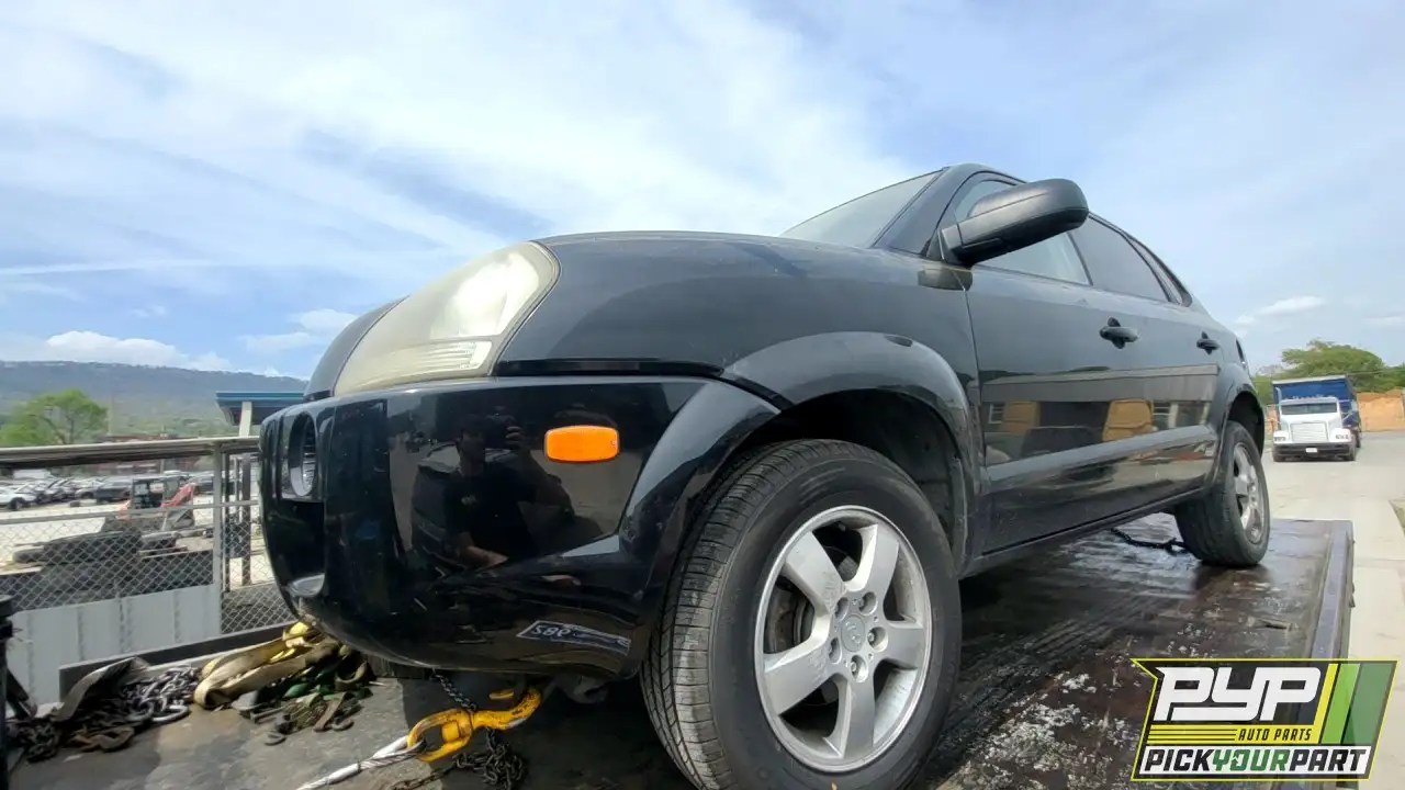 Photo of 2005 Hyundai Tucson