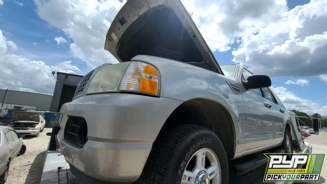 Photo of 2004 Ford Explorer