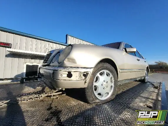 Photo of 1998 Mercedes-Benz E320