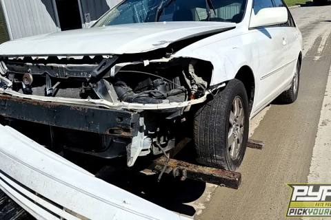 Photo of 2000 Toyota Avalon
