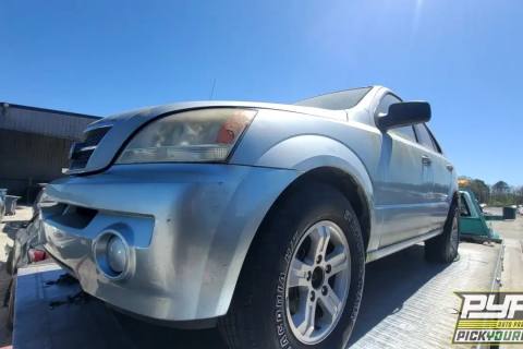 Photo of 2005 Kia Sorento