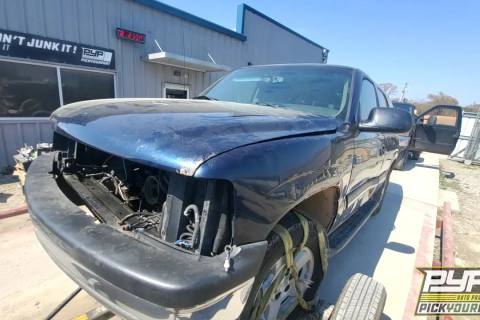 Photo of 2004 Chevrolet Tahoe