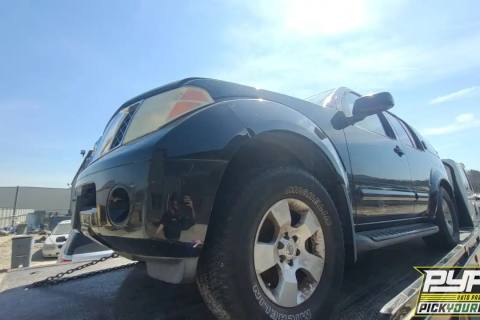 Photo of 2005 Nissan Pathfinder
