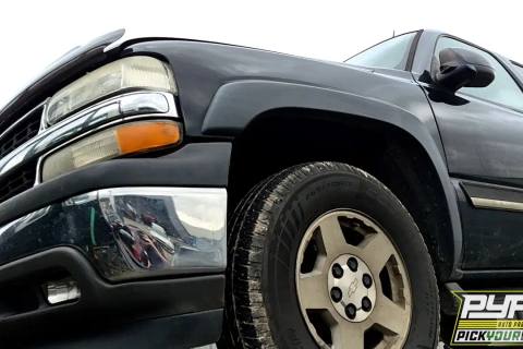 Photo of 2005 Chevrolet Suburban 1500
