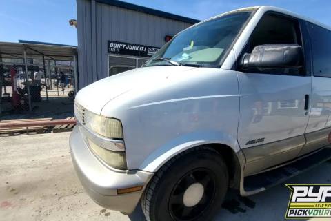Photo of 2001 Chevrolet Astro