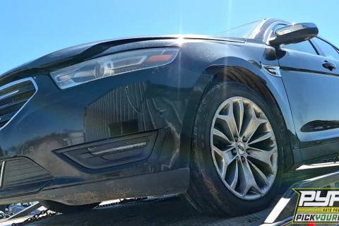 Photo of 2015 Ford Taurus