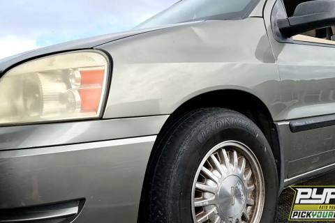 Photo of 2005 Ford Freestar