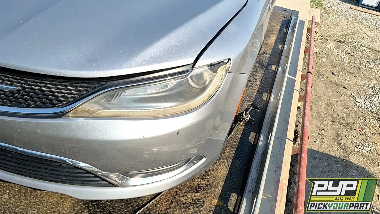 Photo of 2015 Chrysler 200