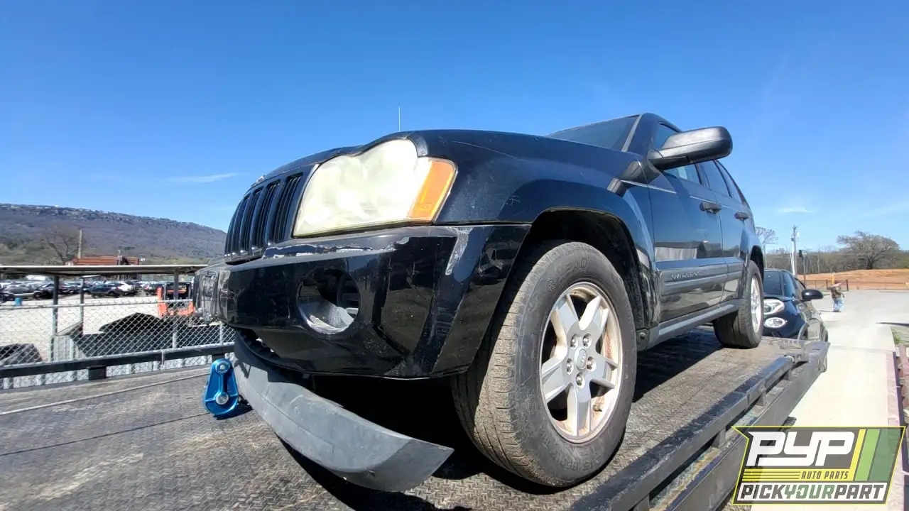 Photo of 2005 Jeep Grand Cherokee