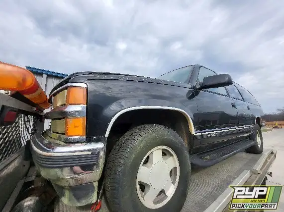 Photo of 1998 Chevrolet K1500 Suburban