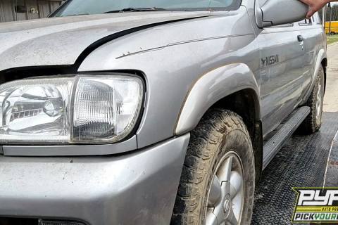 Photo of 2001 Nissan Pathfinder