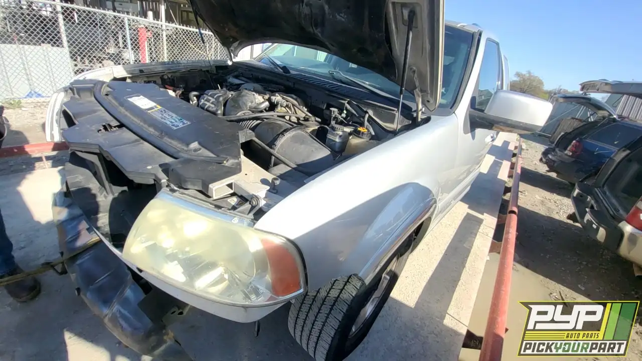 Photo of 2003 Lincoln Navigator