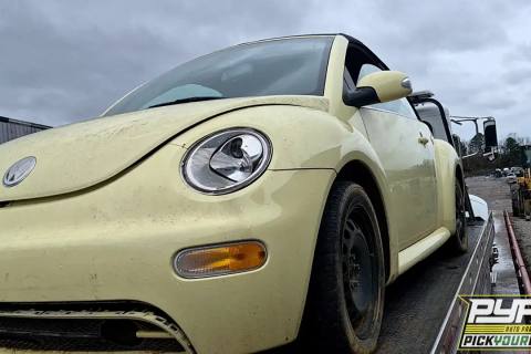 Photo of 2005 Volkswagen Beetle