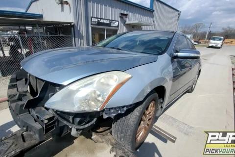 Photo of 2010 Nissan Altima