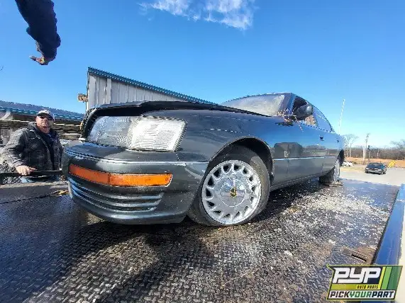 Photo of 1992 Lexus Ls400
