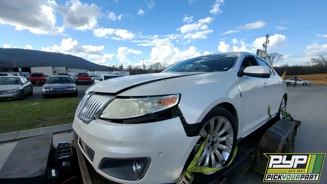 Photo of 2010 Lincoln Mks