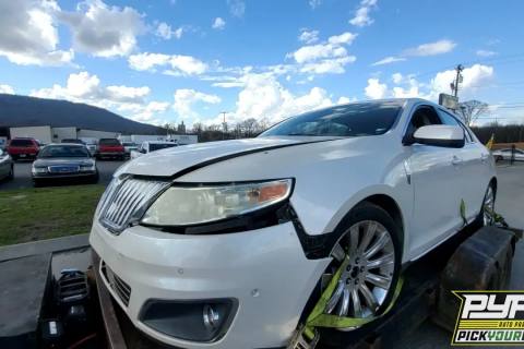 Photo of 2010 Lincoln Mks