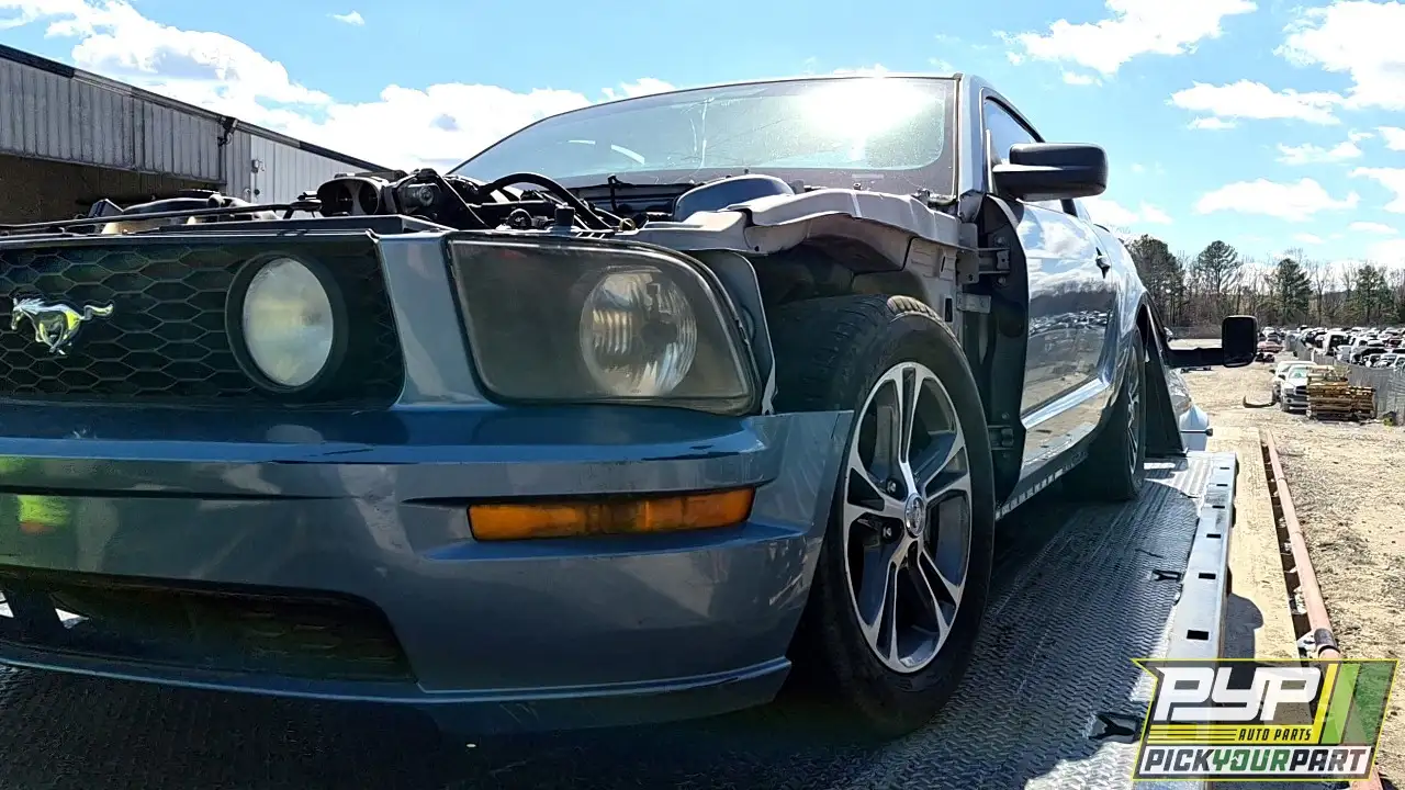 Photo of 2006 Ford Mustang