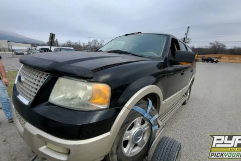 Photo of 2005 Ford Expedition