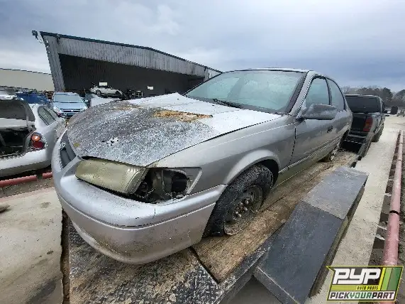 Photo of 1998 Toyota Camry