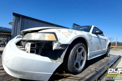 Photo of 2000 Ford Mustang
