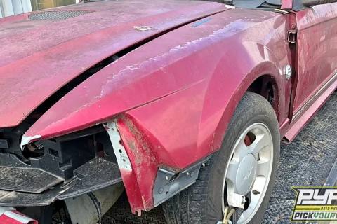 Photo of 2000 Ford Mustang