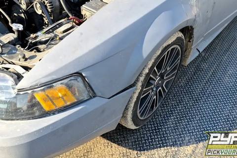 Photo of 2001 Ford Mustang