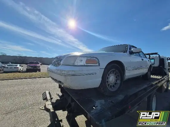 Photo of 1999 Ford Crown Victoria