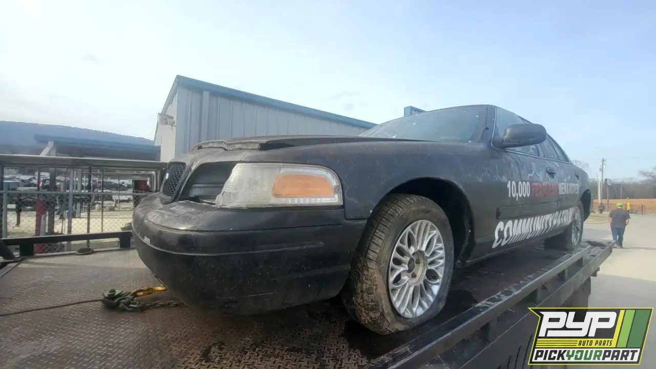 Photo of 2002 Ford Crown Victoria
