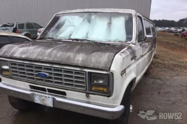 Photo of 1989 Ford Club Wagon