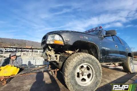 Photo of 1999 Dodge Durango