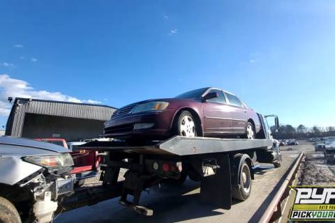 Photo of 2004 Toyota Avalon