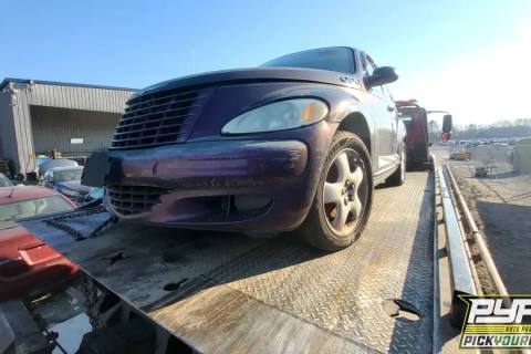 Photo of 2005 Chrysler Pt Cruiser