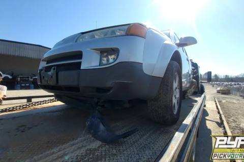 Photo of 2005 Saturn Vue