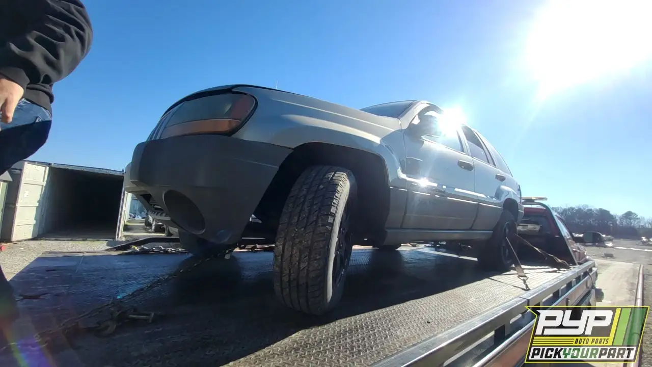 Photo of 2004 Jeep Grand Cherokee