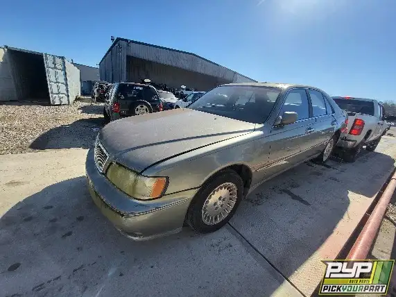 Photo of 1997 Infiniti Q45