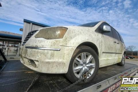 Photo of 2008 Chrysler Town & Country
