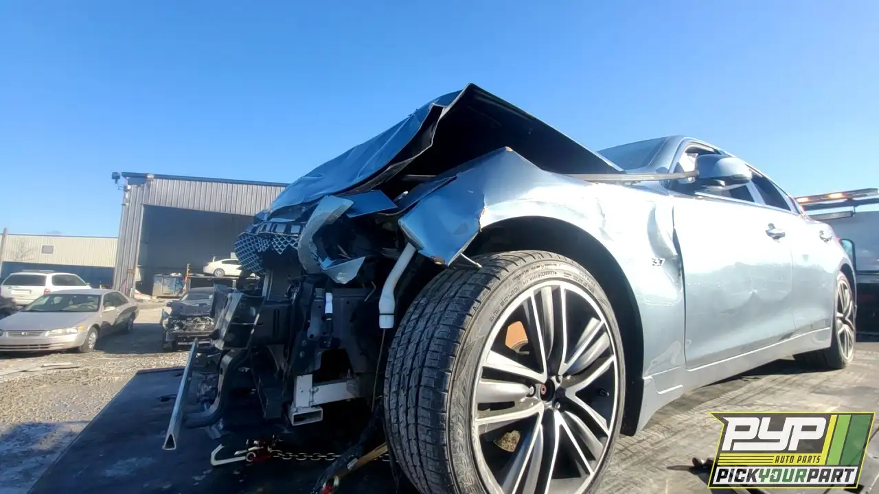 Photo of 2015 Infiniti Q50