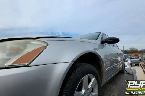 Photo of 2002 Nissan Altima